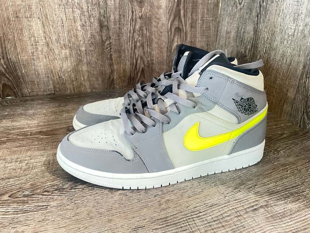 Nike Air Jordan 1 Mid Cool Grey Volt Size 11.5 - Picture 2 of 11